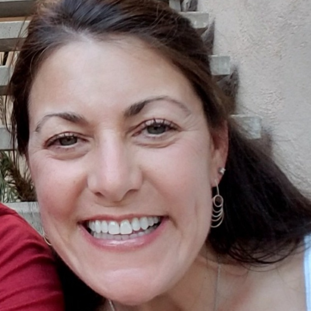 Meet your Posher, Deborah